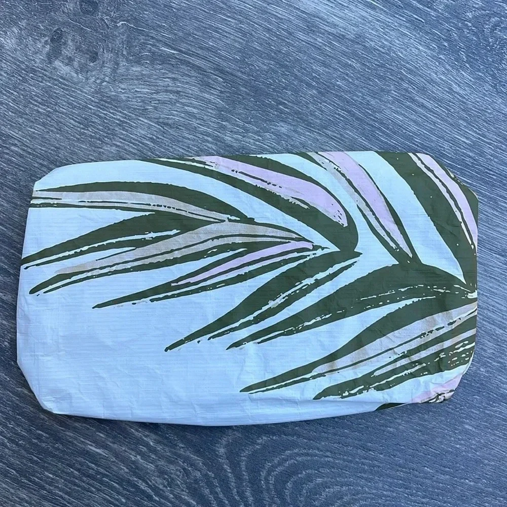 Aloha Collection Mini Pouch, Sway, makawao - Picture 6 of 7